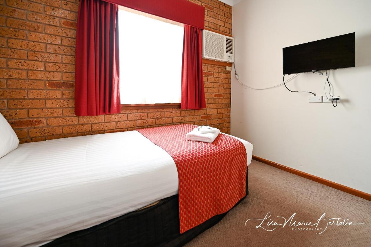 Narrandera Club Motor Inn Exterior foto